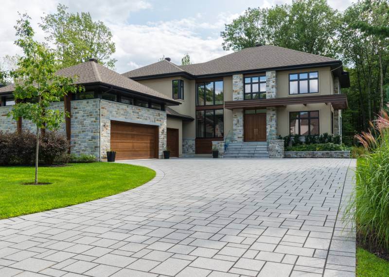 We Buy House And Land